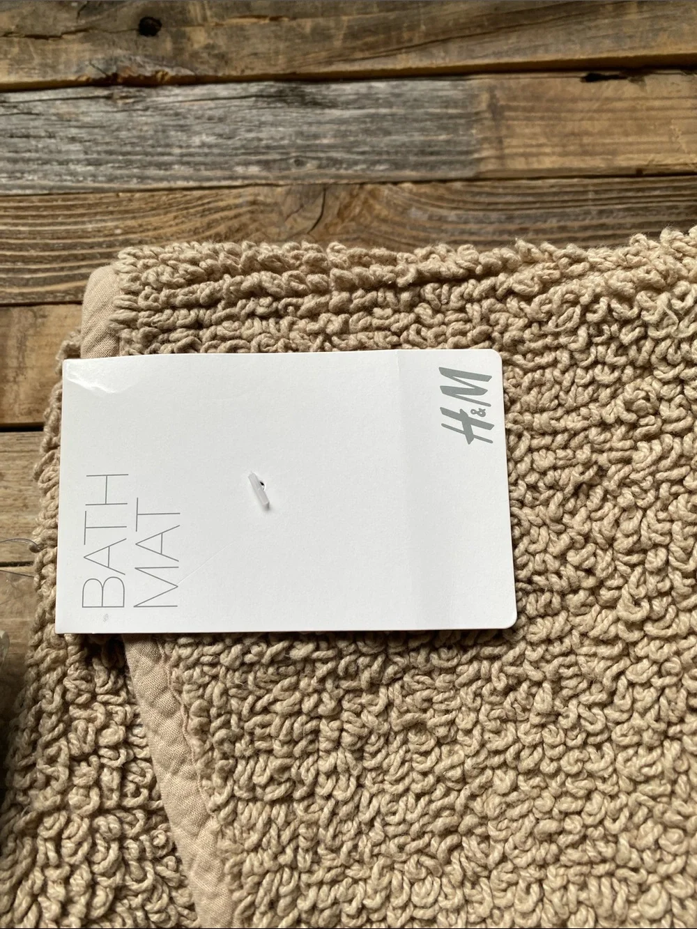 H&M Beige Bath Mat with Paisley Shower Curtain - Neutral Beige & Coral
